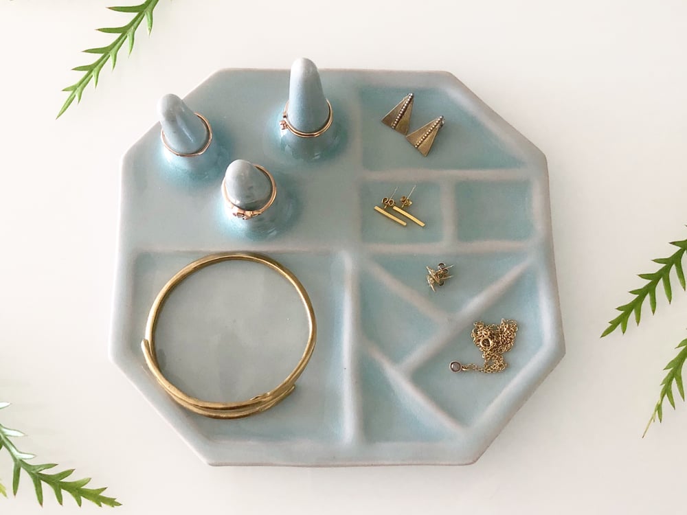 Porcelain Jewelry Holder